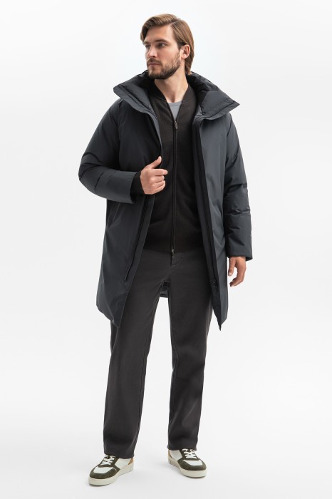 пуховик с водоотталкивающей обработкой из пуха спереди