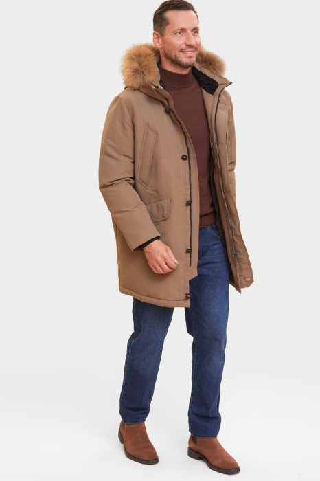 Товар бежевого цвета с внутренней стороны