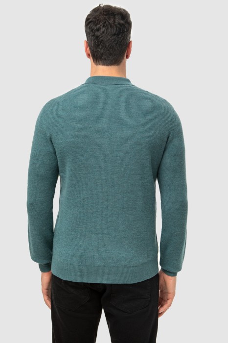 пуловер-поло из шерсти по цене 8990 руб вид справа