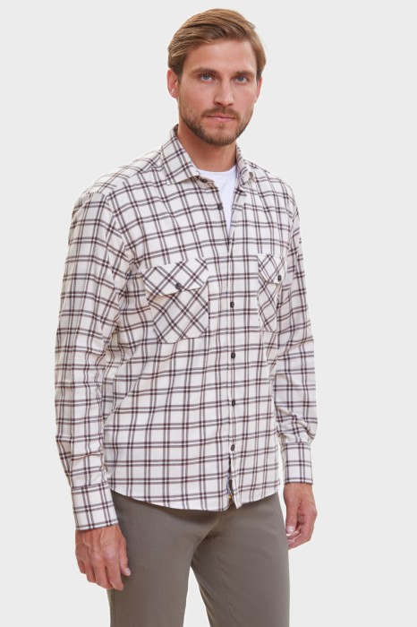 рубашка из хлопка и шерсти в клетку фотография