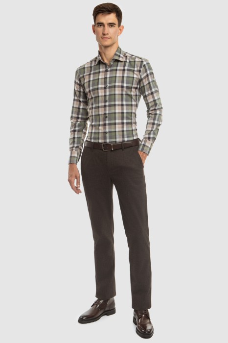 Товар зеленого цвета с внутренней стороны