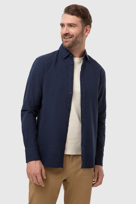 рубашка изо льна и хлопка из россии вид сбоку