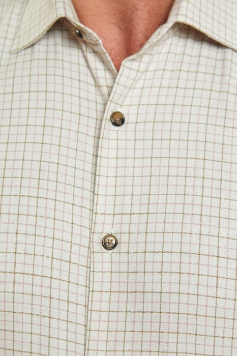 рубашка полуприталенная фланелевая в клетку от бренда kanzler вид слева