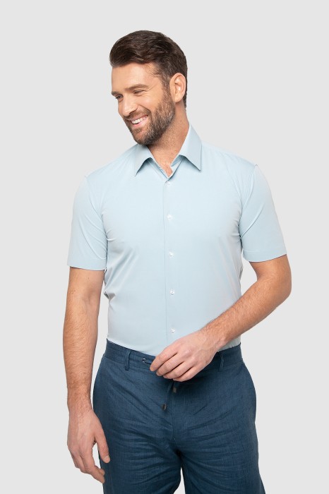 рубашка приталенная с коротким рукавом фотография