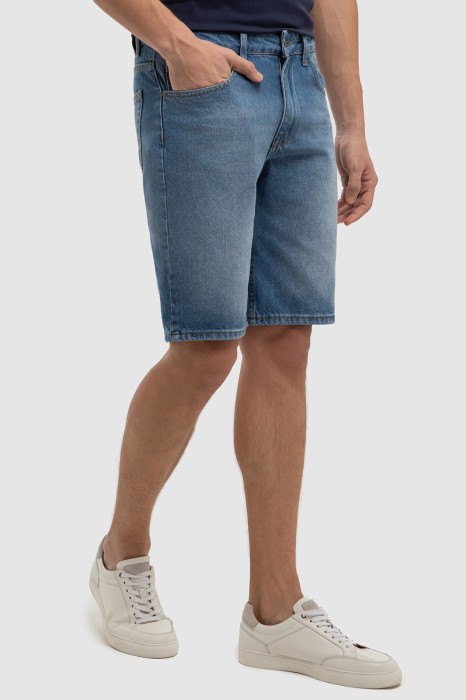 шорты джинсовые фотография