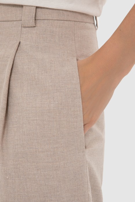 шорты из хлопка и льна от бренда kanzler вид слева