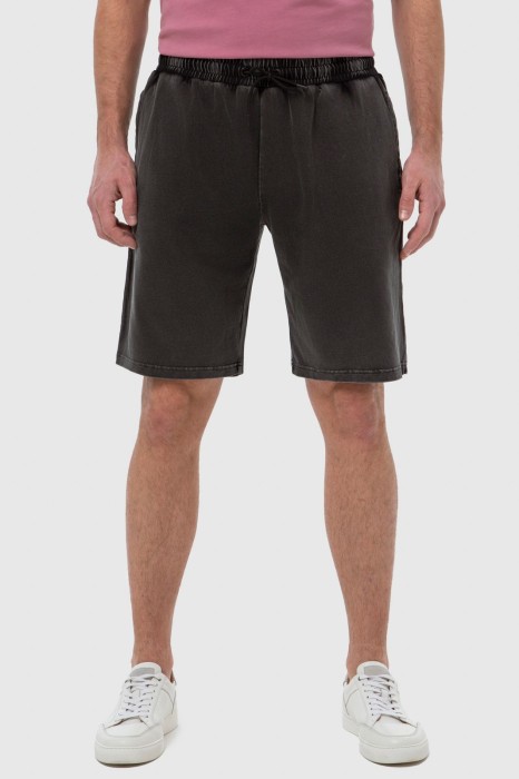 шорты из хлопка фотография