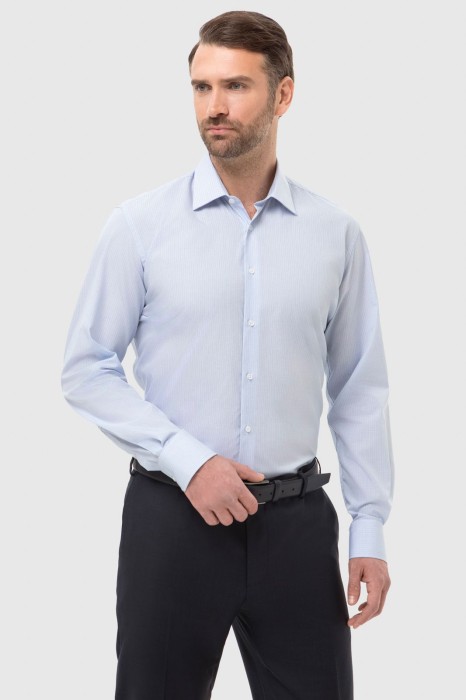 сорочка из хлопка в клетку, легкая в уходе по цене 5990 руб вид справа