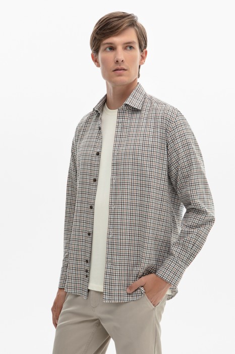 сорочка из хлопка в клетку фотография