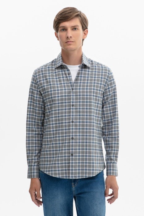 сорочка из хлопка в клетку фотография