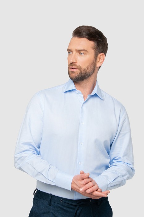 сорочка полуприталенная из хлопка и льна фотография