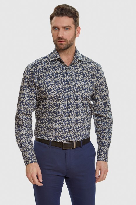 сорочка полуприталенная из хлопка с узором фотография