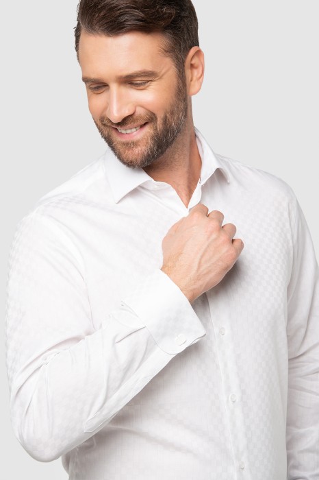 сорочка полуприталенная из хлопка с защитой от пятен от бренда kanzler вид слева