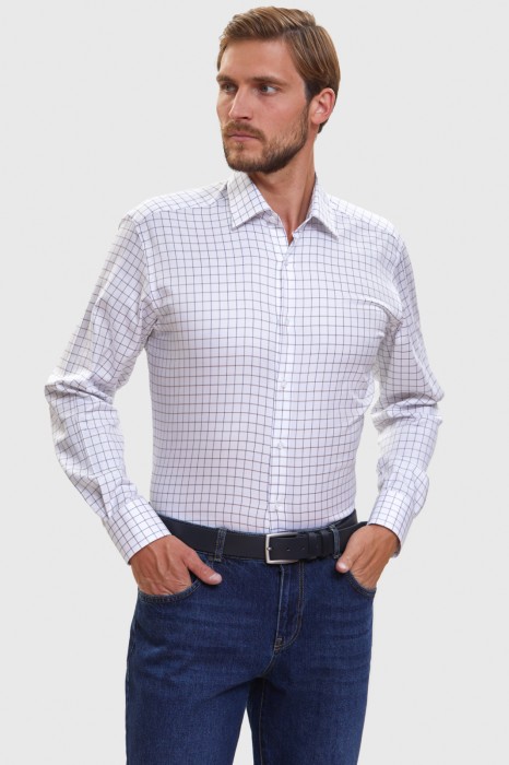 сорочка полуприталенная из хлопка в клетку фотография