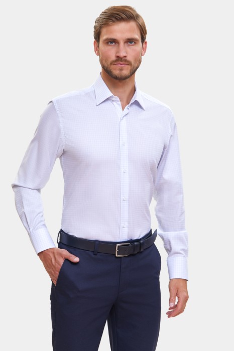 сорочка полуприталенная из хлопка в клетку фотография