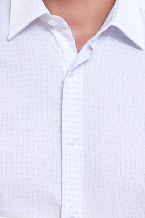сорочка полуприталенная из хлопка в клетку от бренда kanzler вид слева