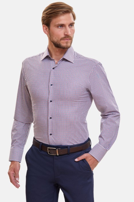 сорочка полуприталенная из хлопка в клетку фотография