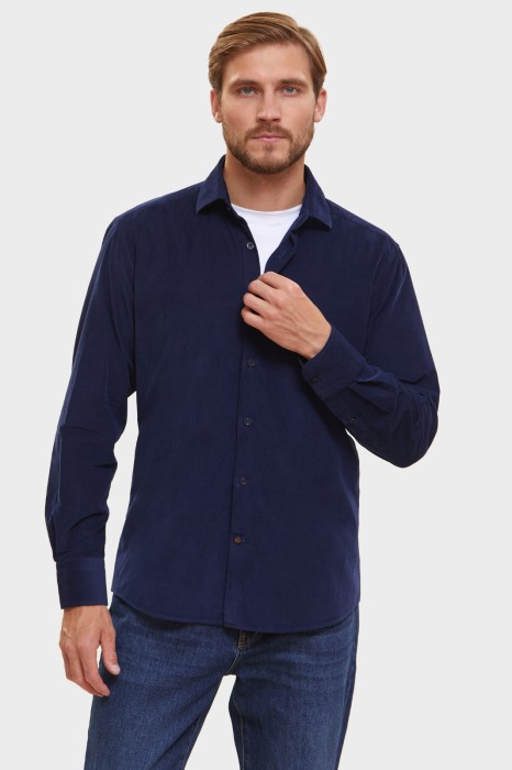 сорочка полуприталенная из хлопка фотография