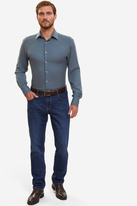 сорочка полуприталенного кроя по цене 7990 руб вид справа