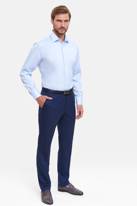 сорочка приталенная из хлопка, легкая в уходе по цене 5990 руб вид справа