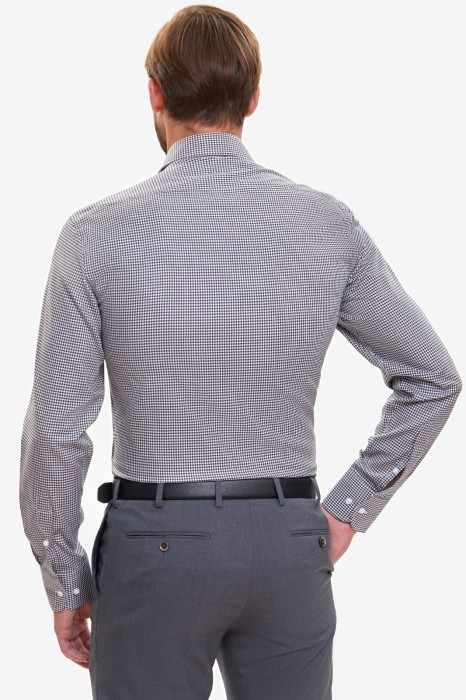 сорочка приталенная из хлопка в клетку от бренда kanzler вид слева