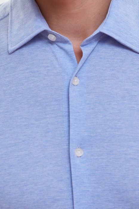 сорочка приталенная limited edition из хлопка, устойчивого к сминанию от бренда kanzler вид слева