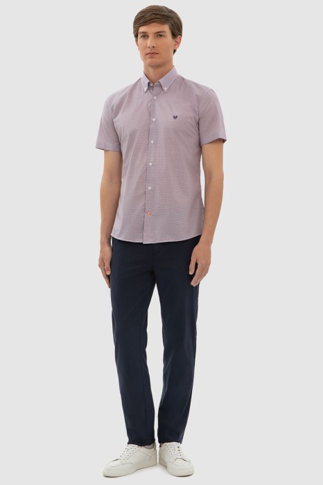 Товар красного цвета с внутренней стороны