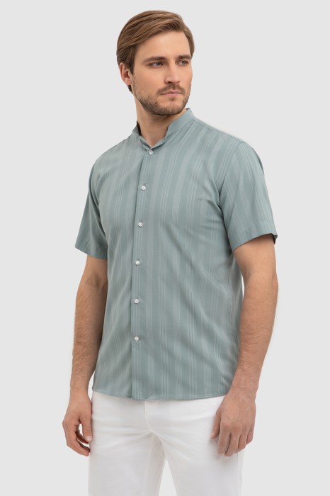сорочка с коротким рукавом в полоску фотография