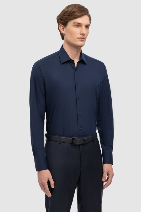 сорочка, устойчивая к сминанию по цене 7990 руб вид справа