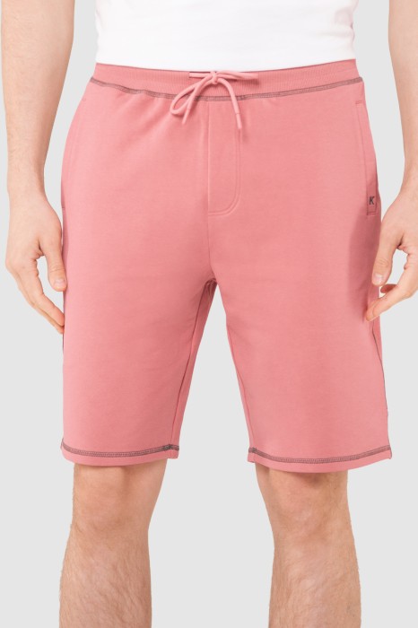 спортивные шорты из хлопка фотография