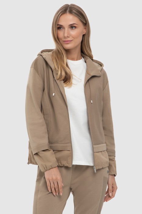 Продукция для женщин фото