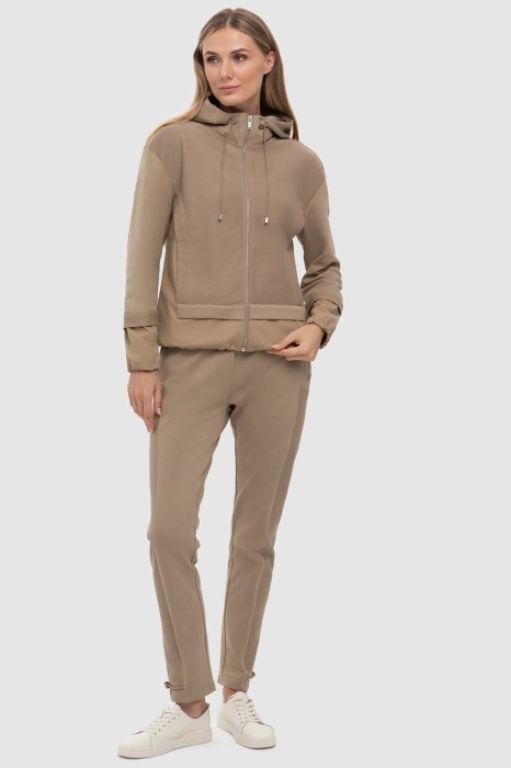 толстовка из хлопка повседневного стиля с лицевой стороны