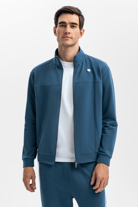 толстовка из хлопка фотография