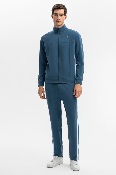 толстовка из хлопка из россии вид сбоку