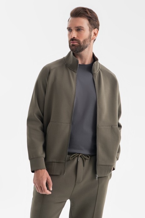 толстовка из хлопка из россии вид сбоку