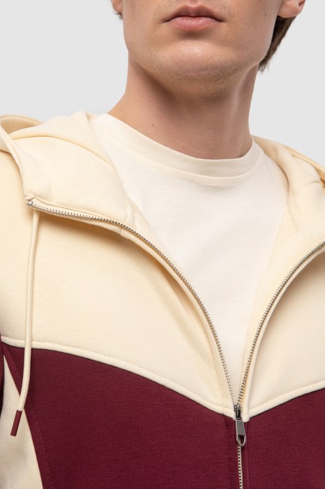 толстовка в стиле колор-блок от бренда kanzler вид слева