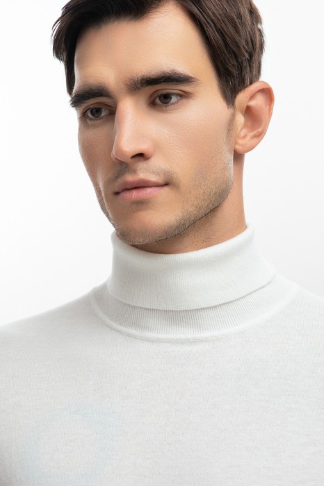 водолазка из хлопка и кашемира от бренда kanzler вид слева