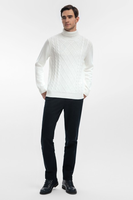 водолазка из хлопка и кашемира из россии вид сбоку