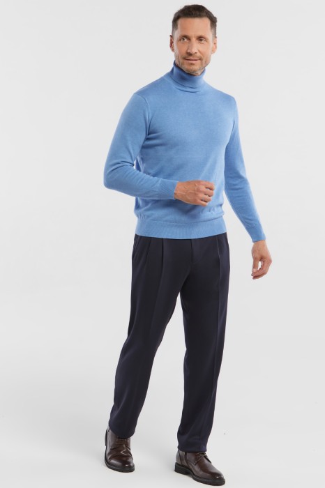 водолазка из хлопка пима по цене 5990 руб вид справа