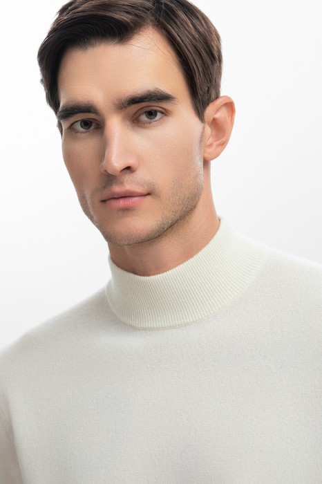 водолазка из шерсти и кашемира limited edition от бренда kanzler вид слева