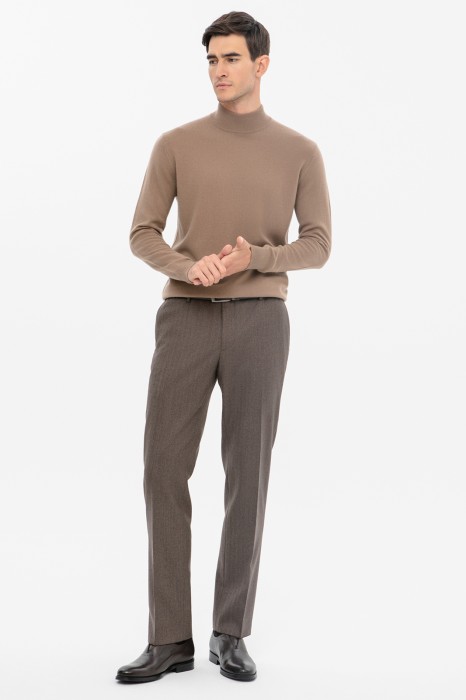 водолазка из шерсти и кашемира limited edition из россии вид сбоку