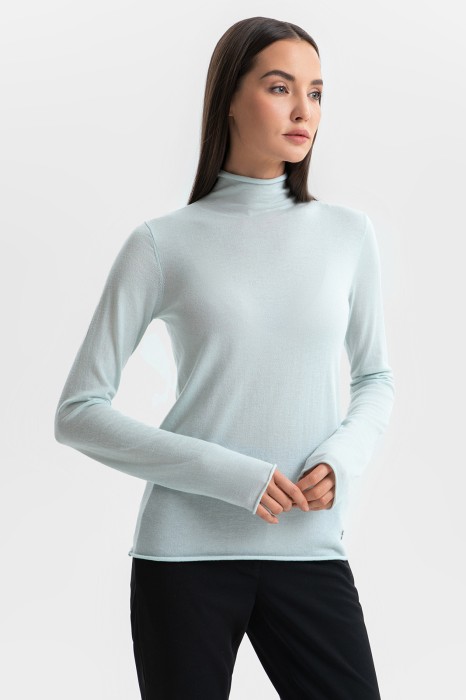 Товар бирюзового цвета с внутренней стороны