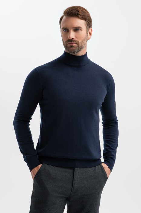 водолазка из шерсти фотография