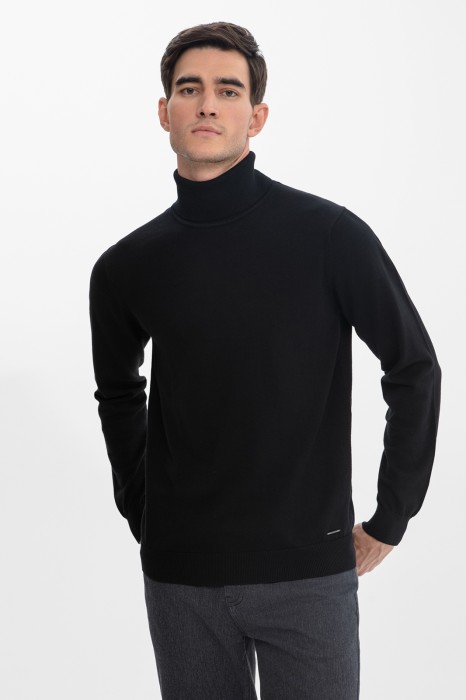 водолазка из шерсти фотография