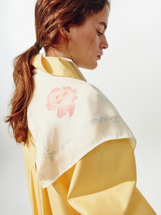 атласный платок из коллекции art people с анастасией рыбаковой по цене 1599 руб вид справа