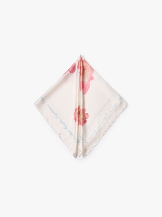 атласный платок из коллекции art people с анастасией рыбаковой из россии вид сбоку