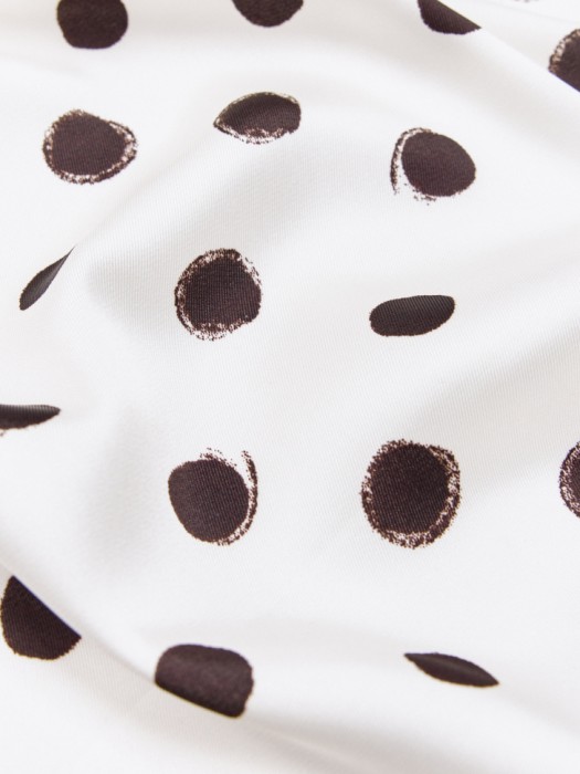 атласный платок-парео с принтом в горошек по цене 1999 руб вид справа