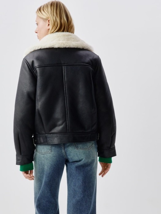 базовая дубленка из искусственной кожи по цене 3299 руб вид справа