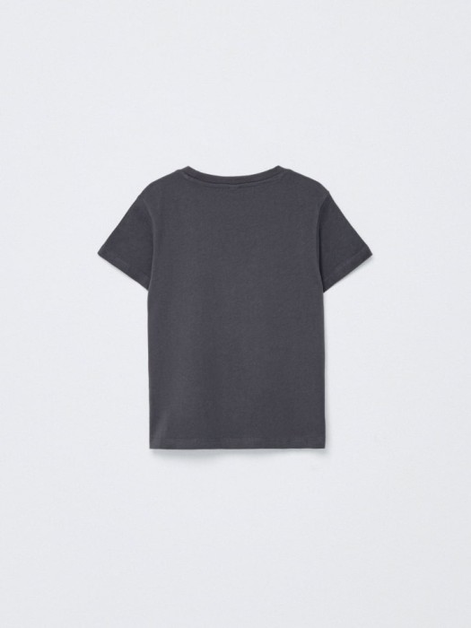 базовая футболка детская от бренда sela вид слева