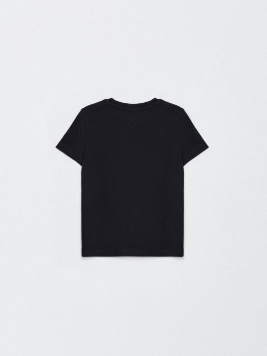 базовая футболка детская от бренда sela вид слева